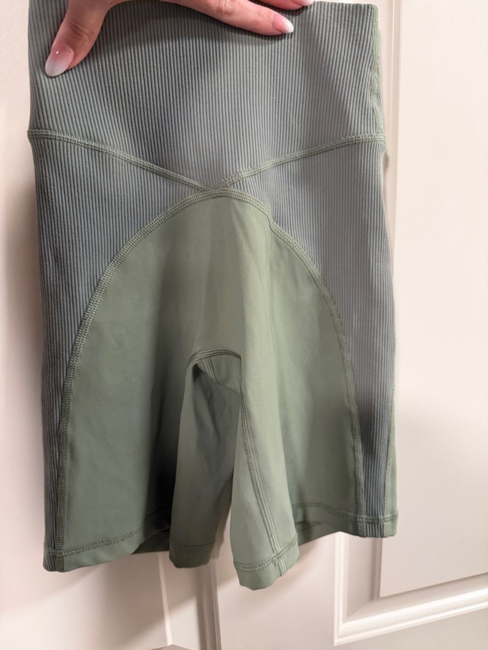 Aerie OFFLINE Light Green/Gray Biker Shorts | XS | Preloved